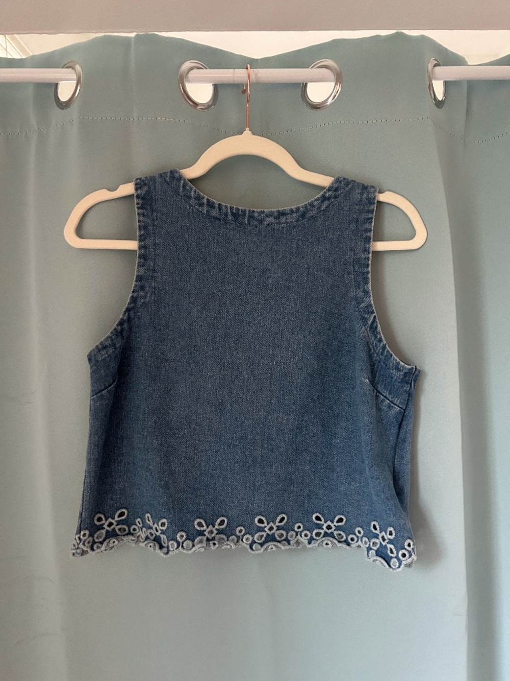 💙 Neutral Ground Embroidered Denim Tank 💙